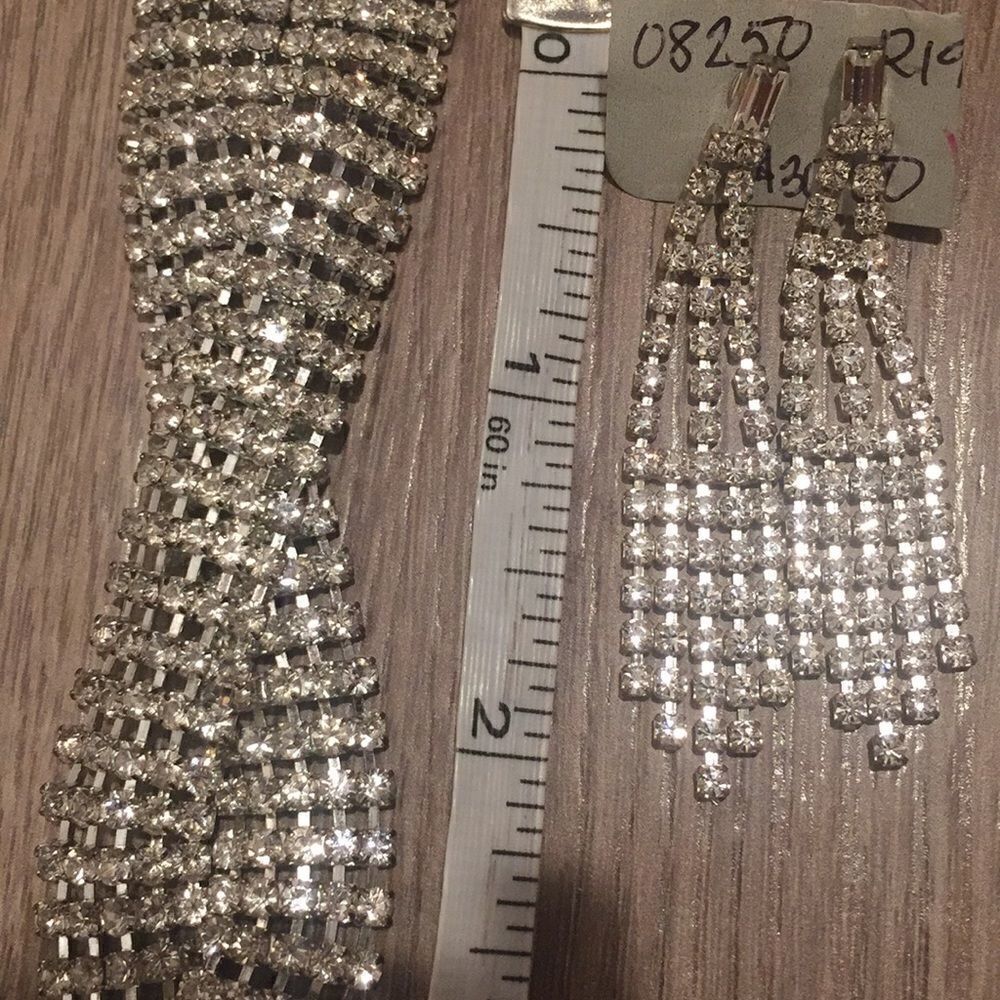 🎉last deal 🎉Cache bracelet and earring set - Picture 4 of 4
